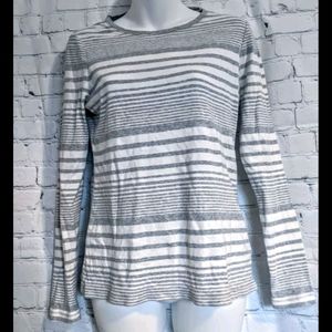 Soft Grey and White Long Sleeve Size S